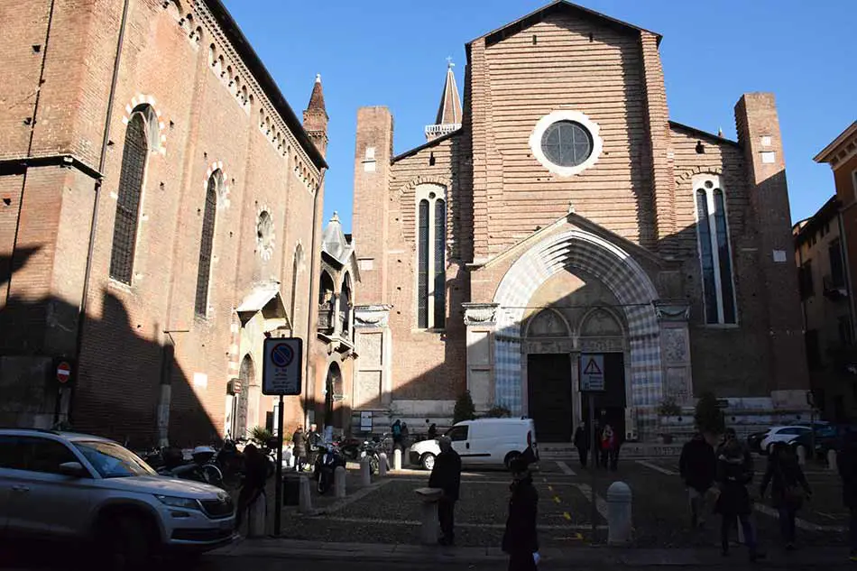 Arrivare Chiesa di Sant'Anastasia Verona